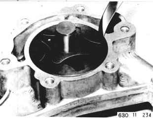 63011234 - Zum Vergrößern klicken