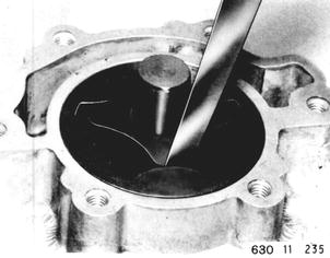 63011235 - Zum Vergrößern klicken