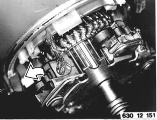 63012151 - click to zoom