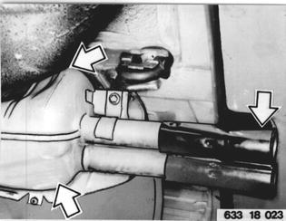 63318023 - click to zoom