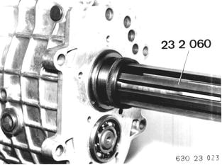 63023023 - Zum Vergrößern klicken