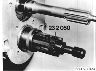 63023024 - Zum Vergrößern klicken