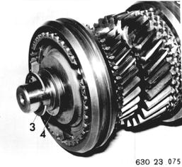 63023075 - Zum Vergrößern klicken