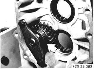 73023092 - click to zoom