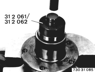 73031085 - Zum Vergrößern klicken