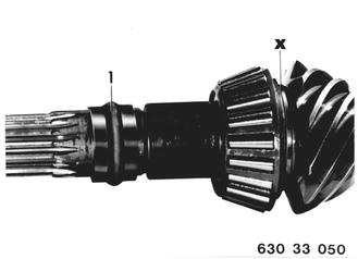 63033050 - Zum Vergrößern klicken
