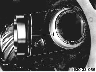 63033055 - Zum Vergrößern klicken