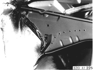 63041225 - Zum Vergrößern klicken