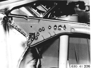 63041226 - Zum Vergrößern klicken