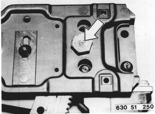 63051250 - Zum Vergrößern klicken