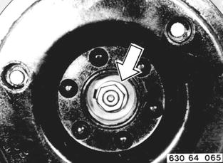 63064065 - Zum Vergrößern klicken