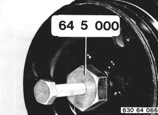 63064066 - Zum Vergrößern klicken